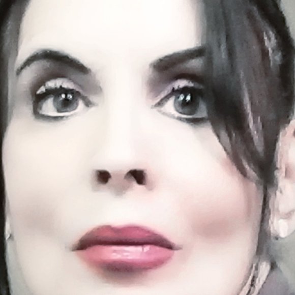 Meet your Posher, Patricia - Picture 10 of 14